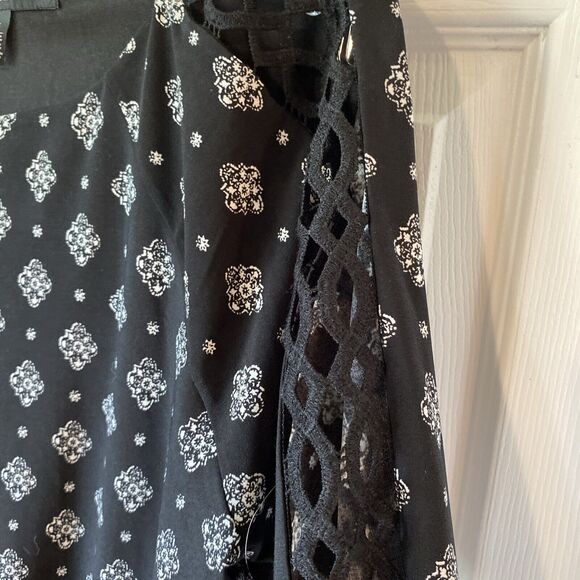 White House Black Market Dress Long Sleeve Mesh Sleeve Above Knee Lined - Picture 3 of 15